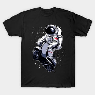 Astronaut Ridding Vespa In Space T-Shirt